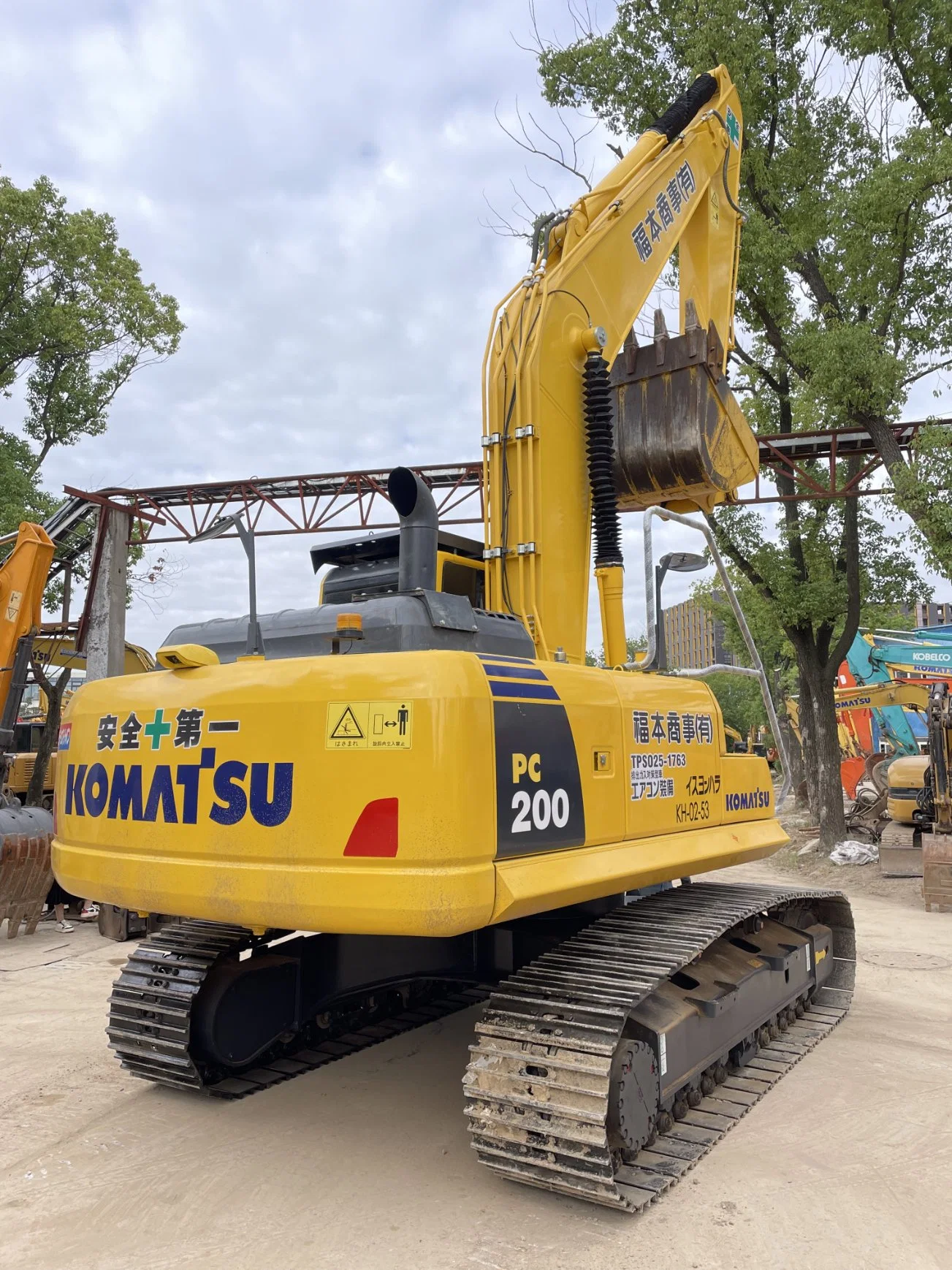 Original Japón utilizó Komatsu PC200-8 Excavadora con alta calidad en Excavadora Komatsu de Segunda mano Shanghai PC200