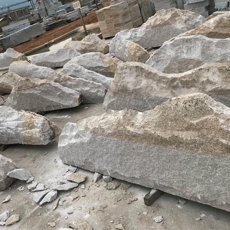 Natürliche Split Gelb Beige Granit Fake Berg Stein Felsen für Landschaftsgestaltung Gartensteine