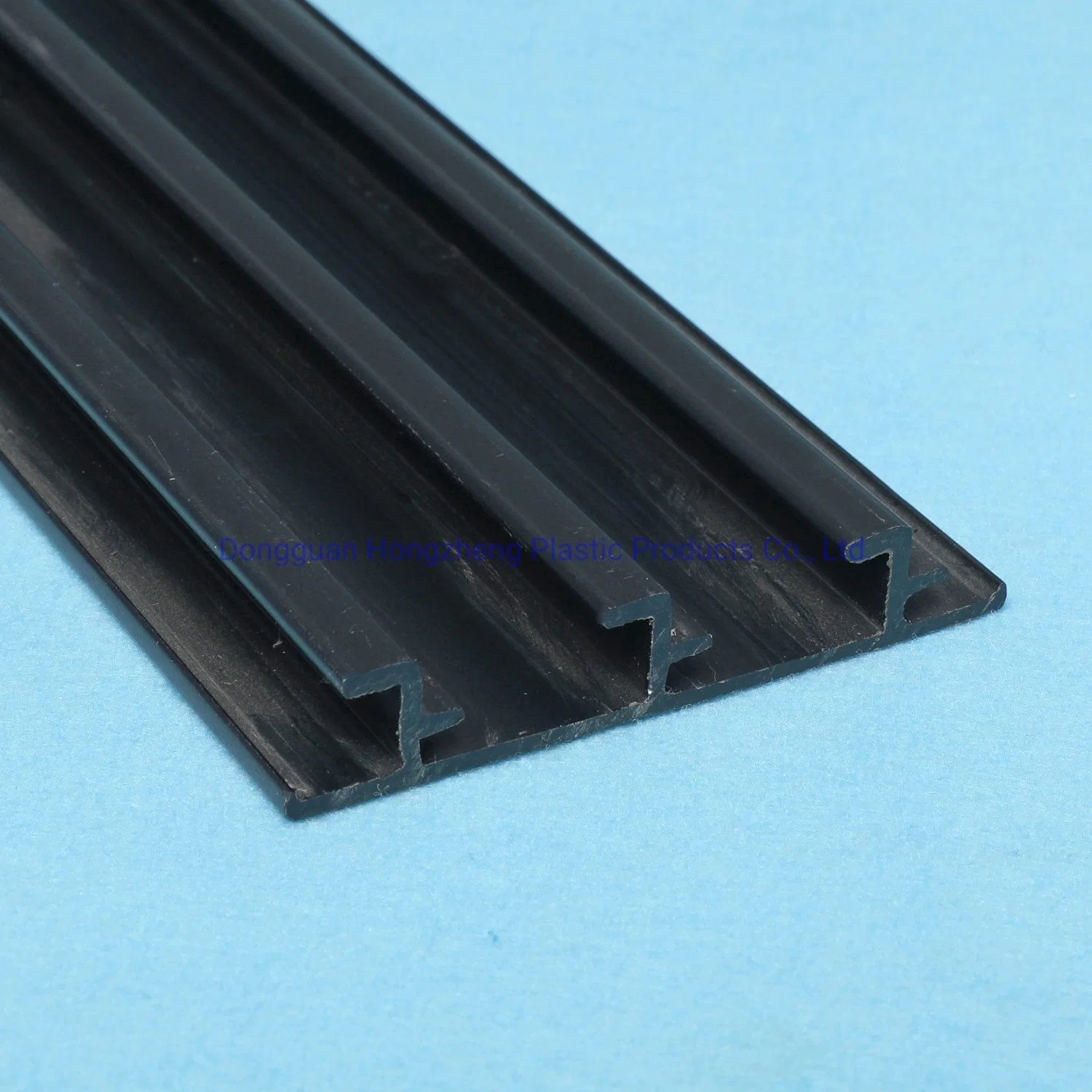 Black PVC Profile Extrusion Parts for Wire Fixed