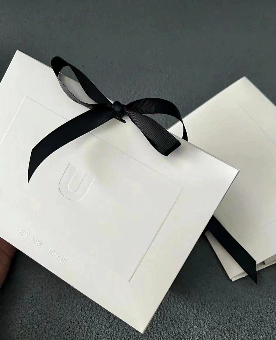 Hand-Held Stone Paper Bag for Advertising