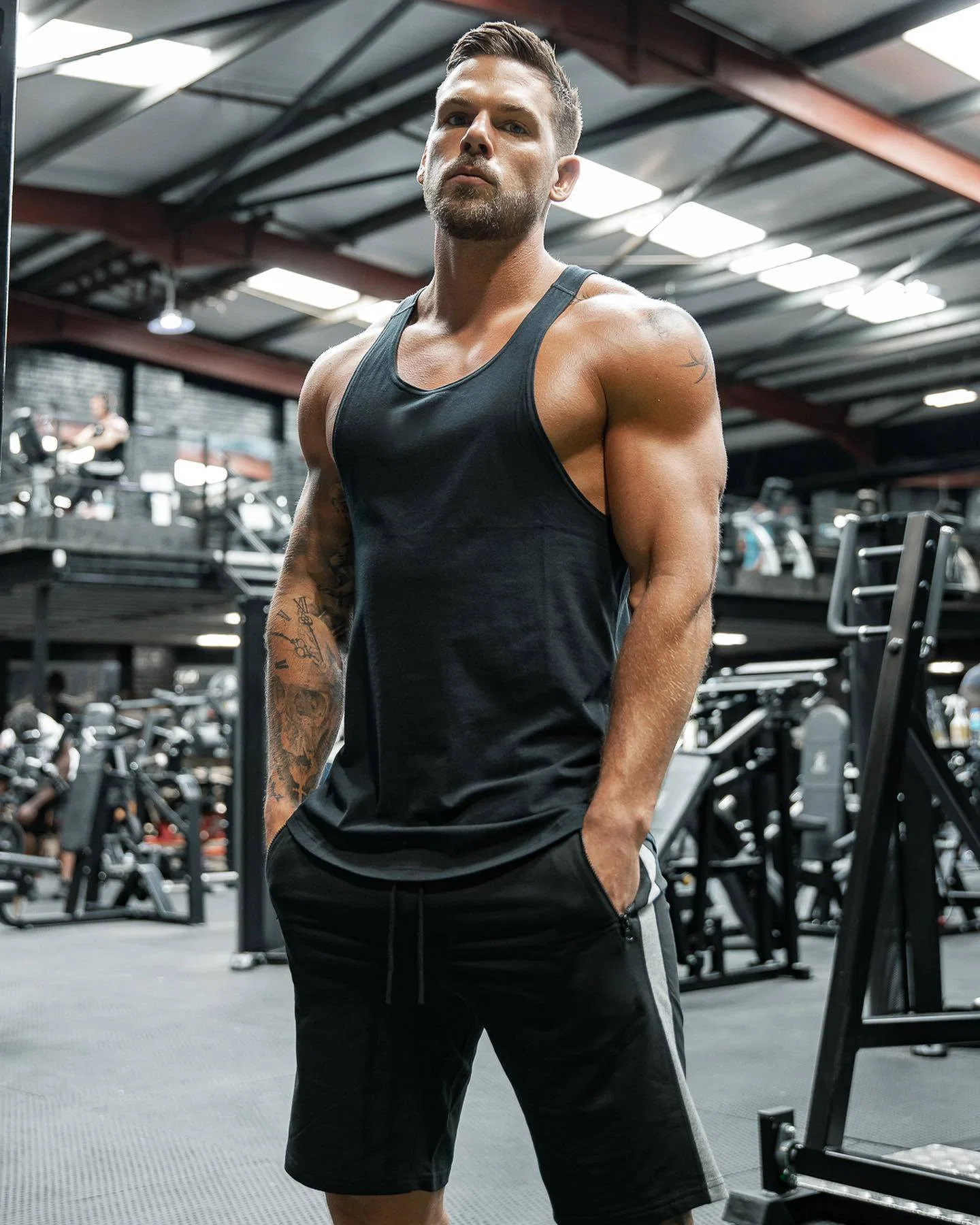 OEM & ODM New Products China Wholesale/Supplier Sports Wear Workout Clothing Tank Top Vest Shirts for Men