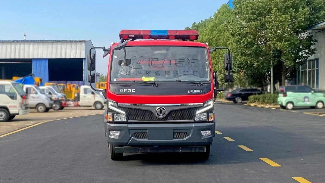 Chinese Fire Truck 5000L 8000L Fire Rescue Fighting Equipment Special Truck Foam and Water Tank Fire Fighting Truck with Good Quality and Cheap Price