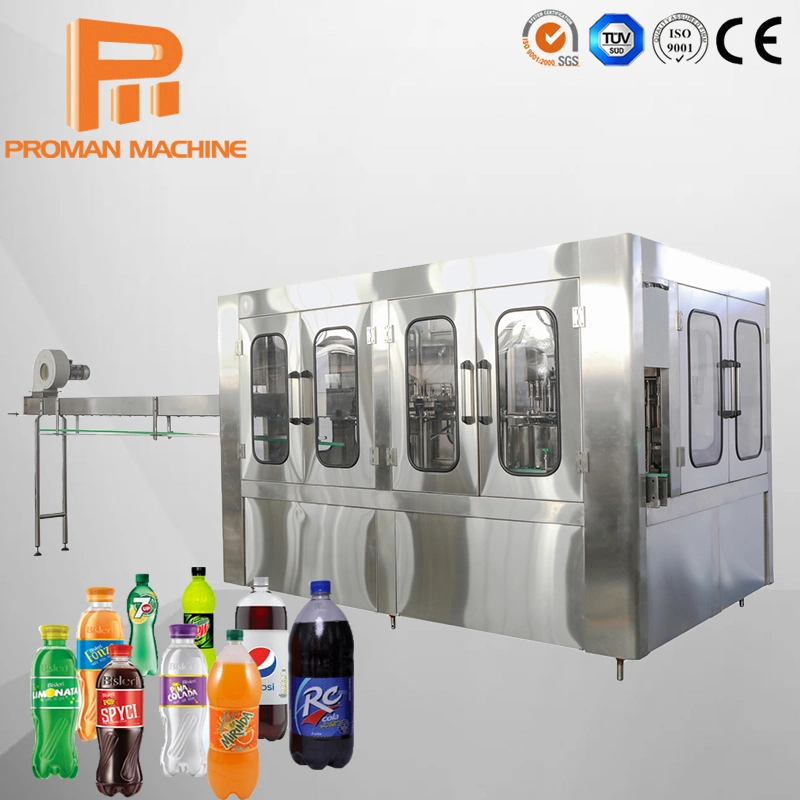 Líquido automática máquina de llenado de bebidas en botella PET de Té con sabor a Agua Mineral jugo y la bebida carbonatada
