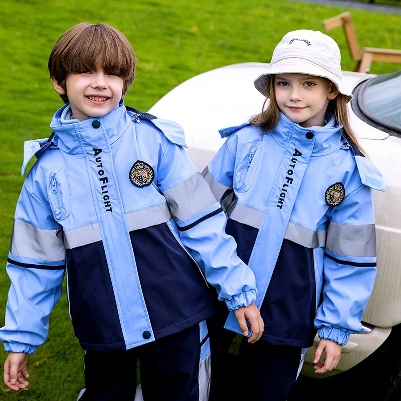 La fábrica China de alta calidad OEM personalizar la ropa de Kindergarten Escuela Primaria y Secundaria uniforme de la chaqueta