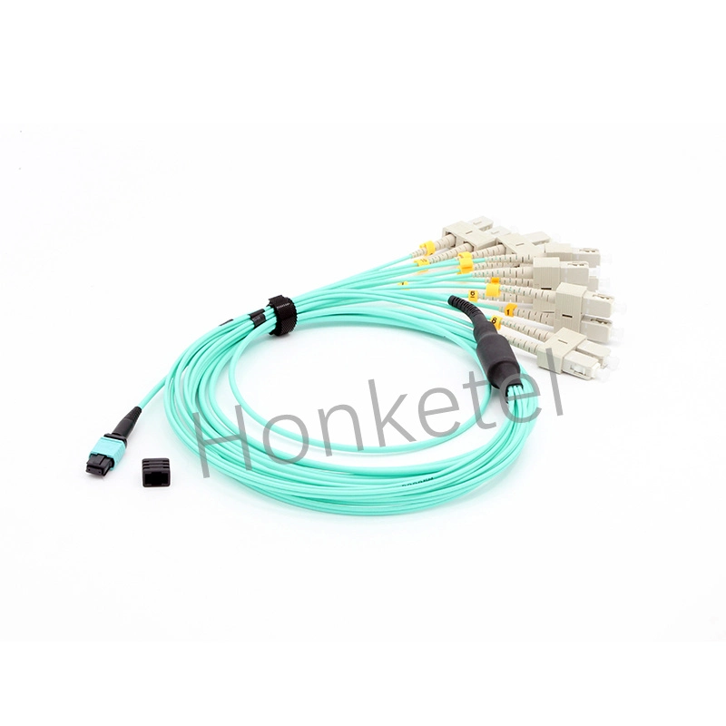 Connecteur MPO LC/SC/FC/St cordon de raccordement câble Harnessfanout monomode Fibre optique Cordon de raccordement MPO