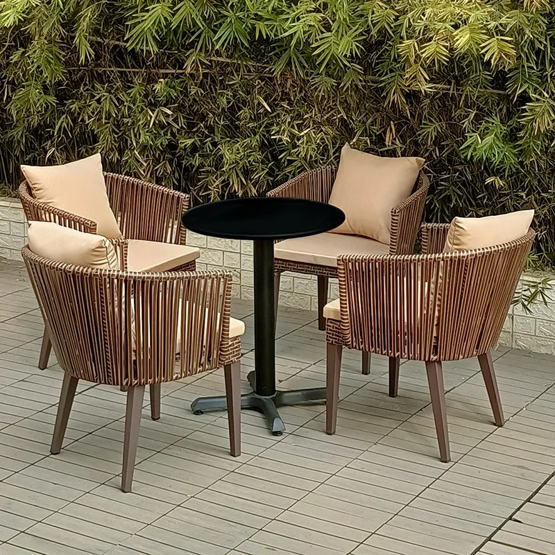 Hochwertige Gartenmöbel Hotel Wicker Chaise Lounge Chair Rattan Patio Gartenstuhl Outdoor Rattan Metallstuhl Patio Garten Rattan Metal Coffee oder Dining