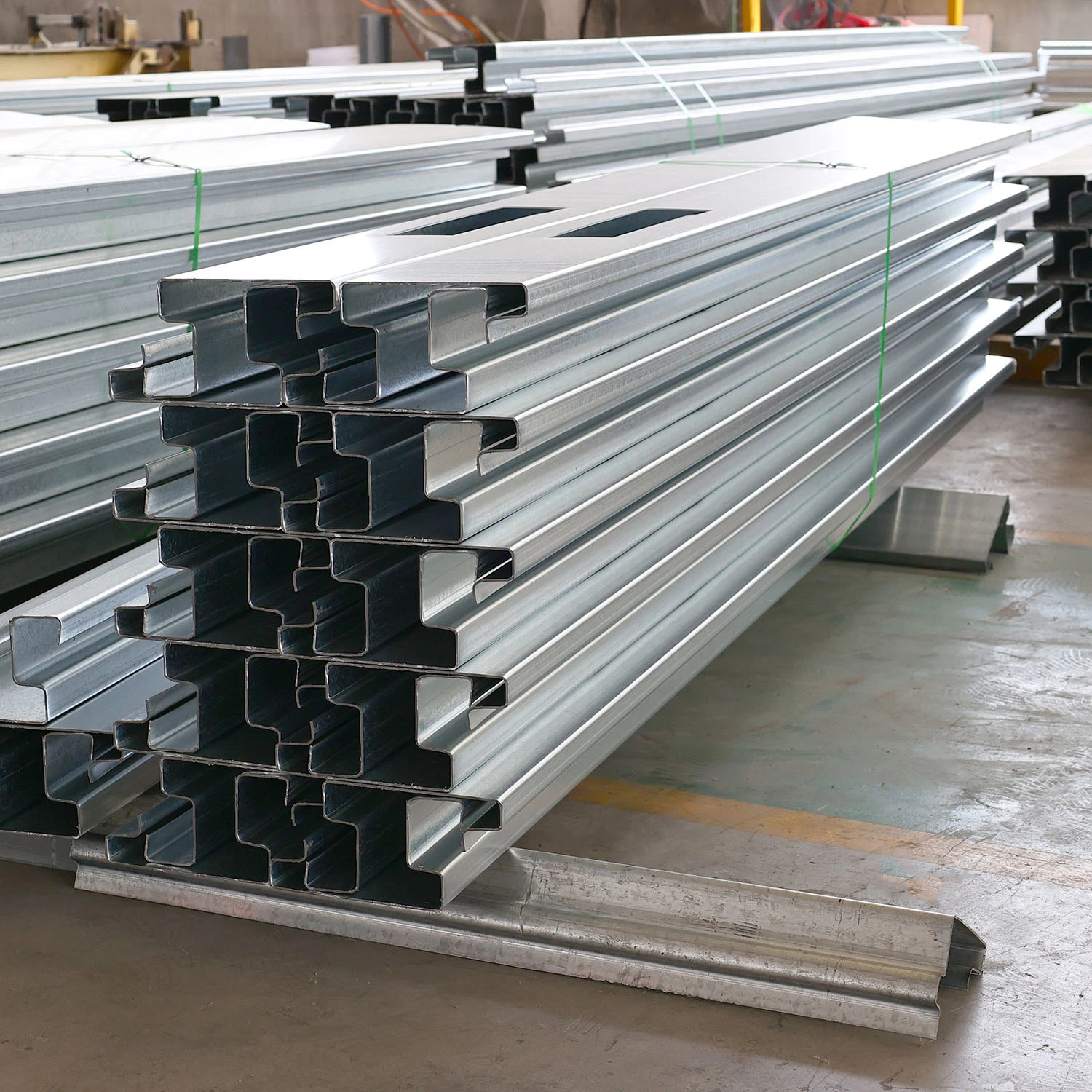 Customized New Design High Strength Prefab Steel Structure Building Material