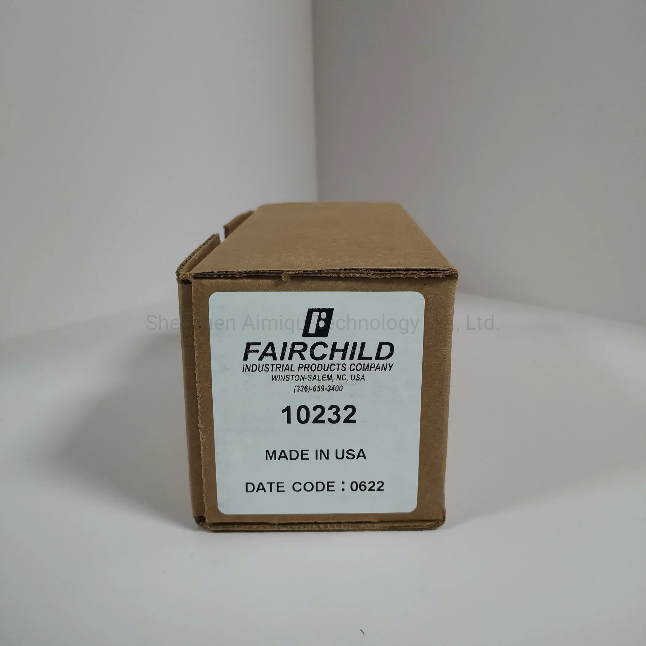 10232 Fairchild Electronic New Products Модель 10 Pneumatic Precision Regulator 0.5-30 фунтов/кв. дюйм