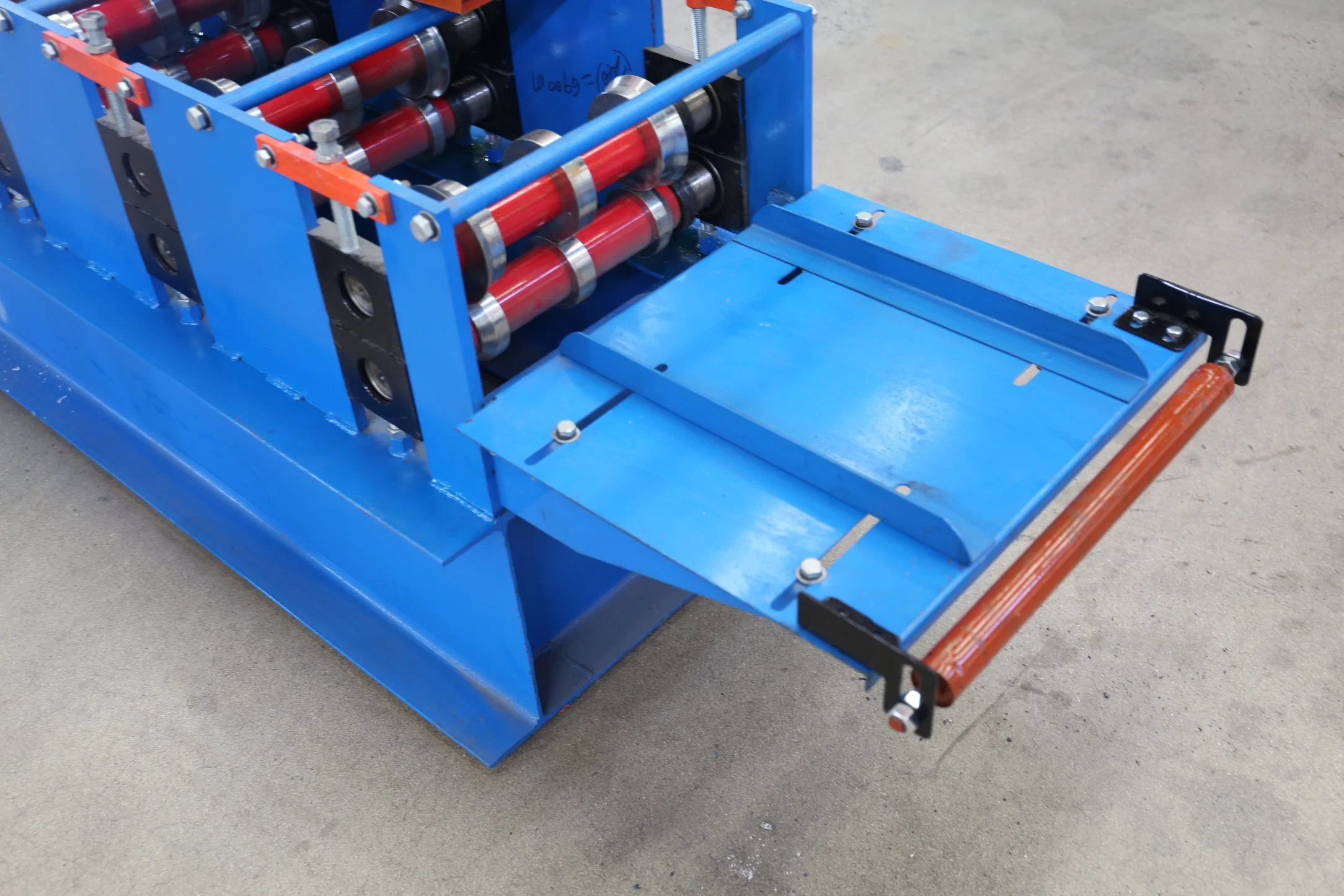 Metal Ridge Gutter Valley Capping Tile Profile Sheet Roofing Roll Forming Machine