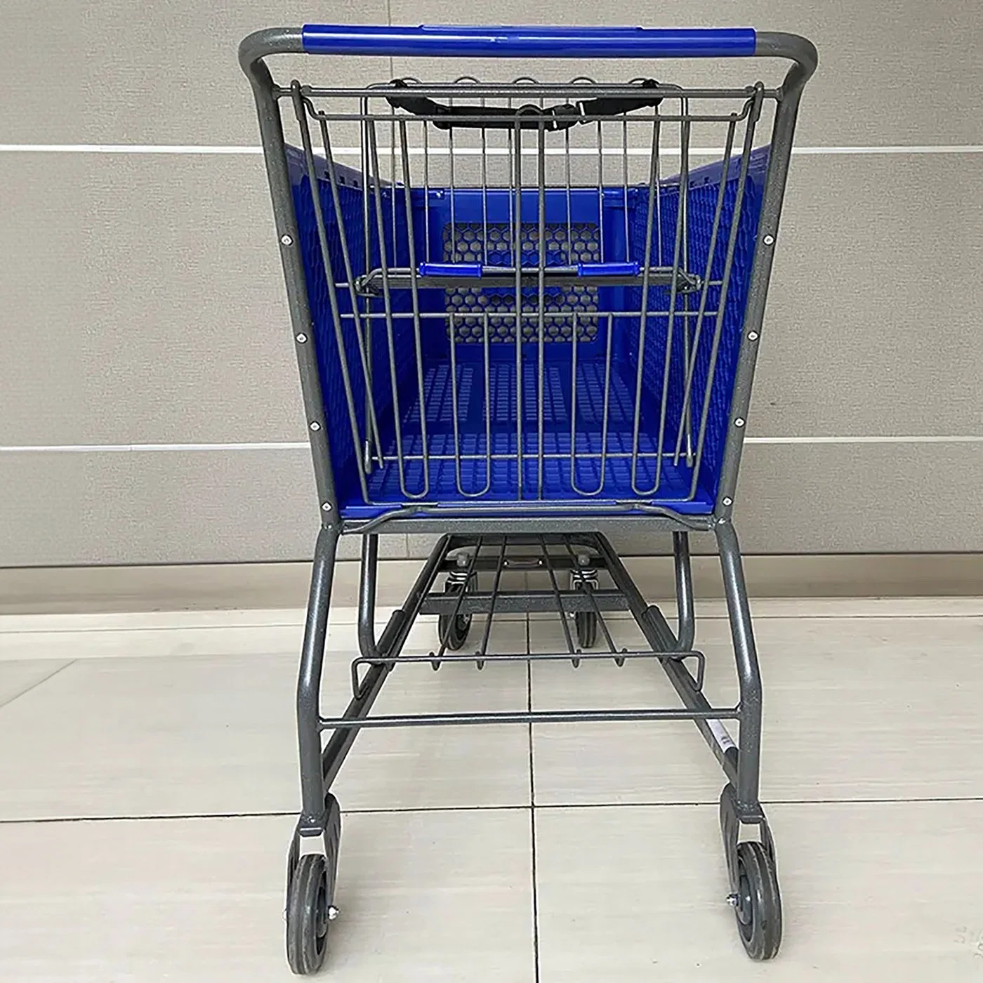 Zippy Plastic Basket Trolley for High-Energy Outings