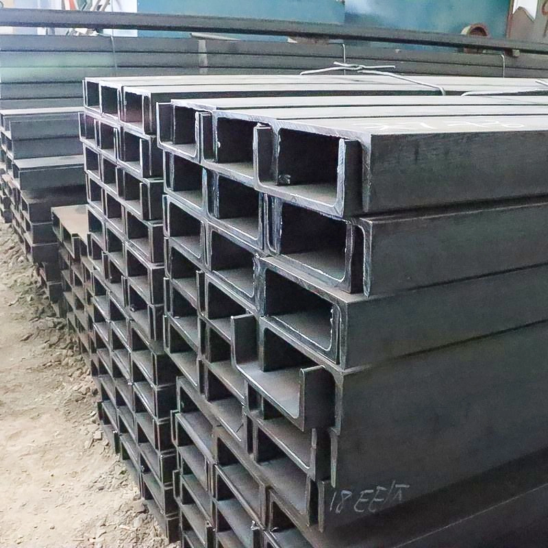 Sección de acero galvanizado en frío Perfil estructural en forma de C Canal Barra en U ranurada C de acero para transporte