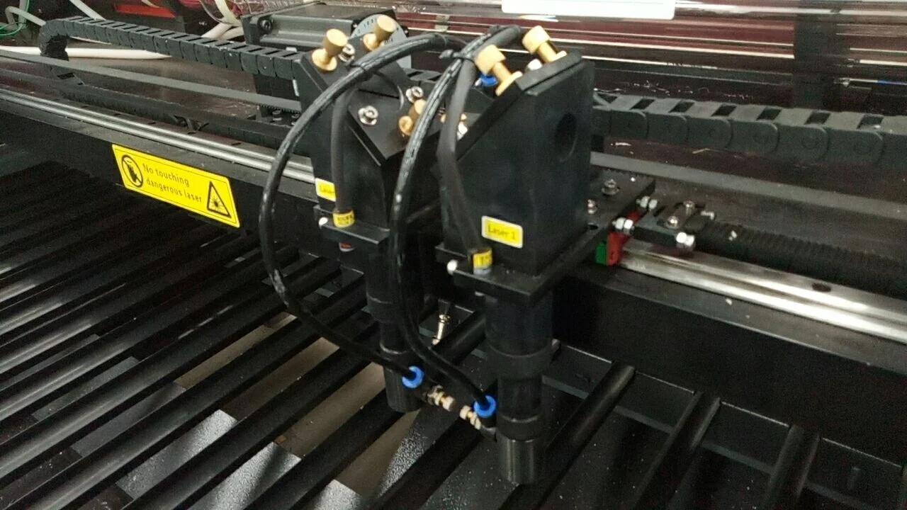 100W Laser Tube 1300*2500mm Ce Certification 1325 Laser Cutting Machine Price