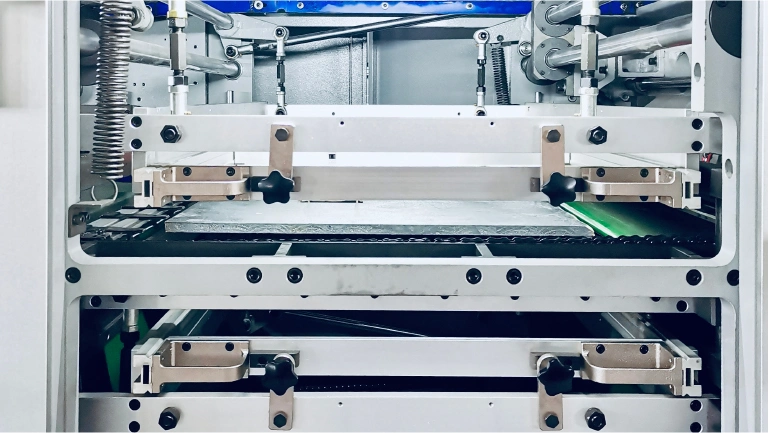 Automatic Die Cutting with Stripping Machine