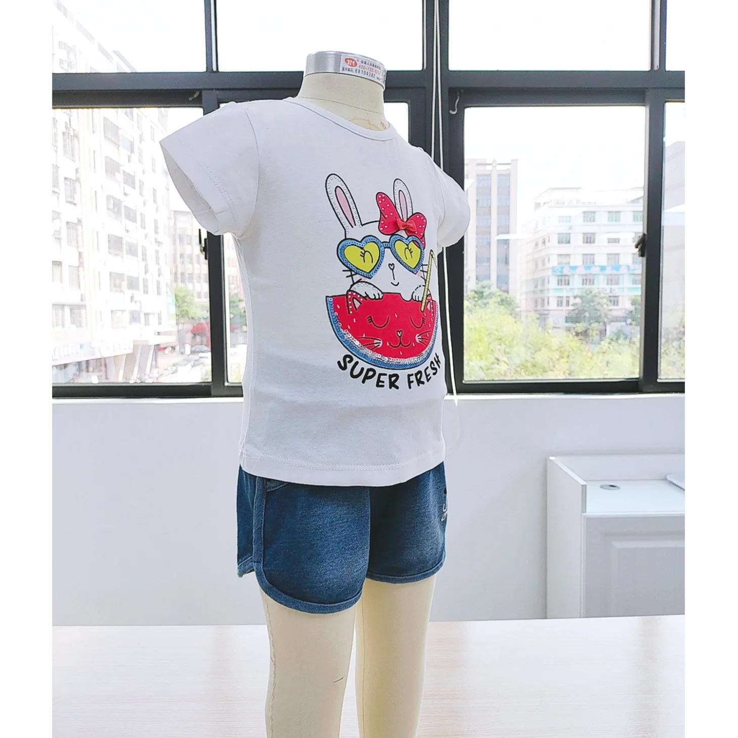 Custom Design Kids Pattern Clothes Girls Wholesale/Supplier Cotton Knit Fabric Kids Clothing Factory