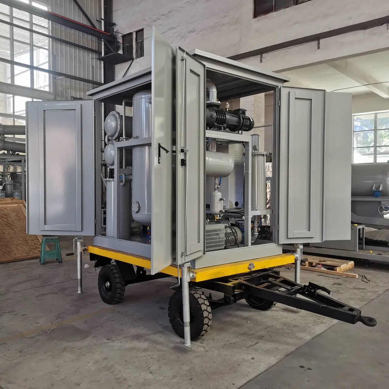 18000L/H Trailer Movable Insulation Oil Efficient Two-Stage Vacuum Purifier