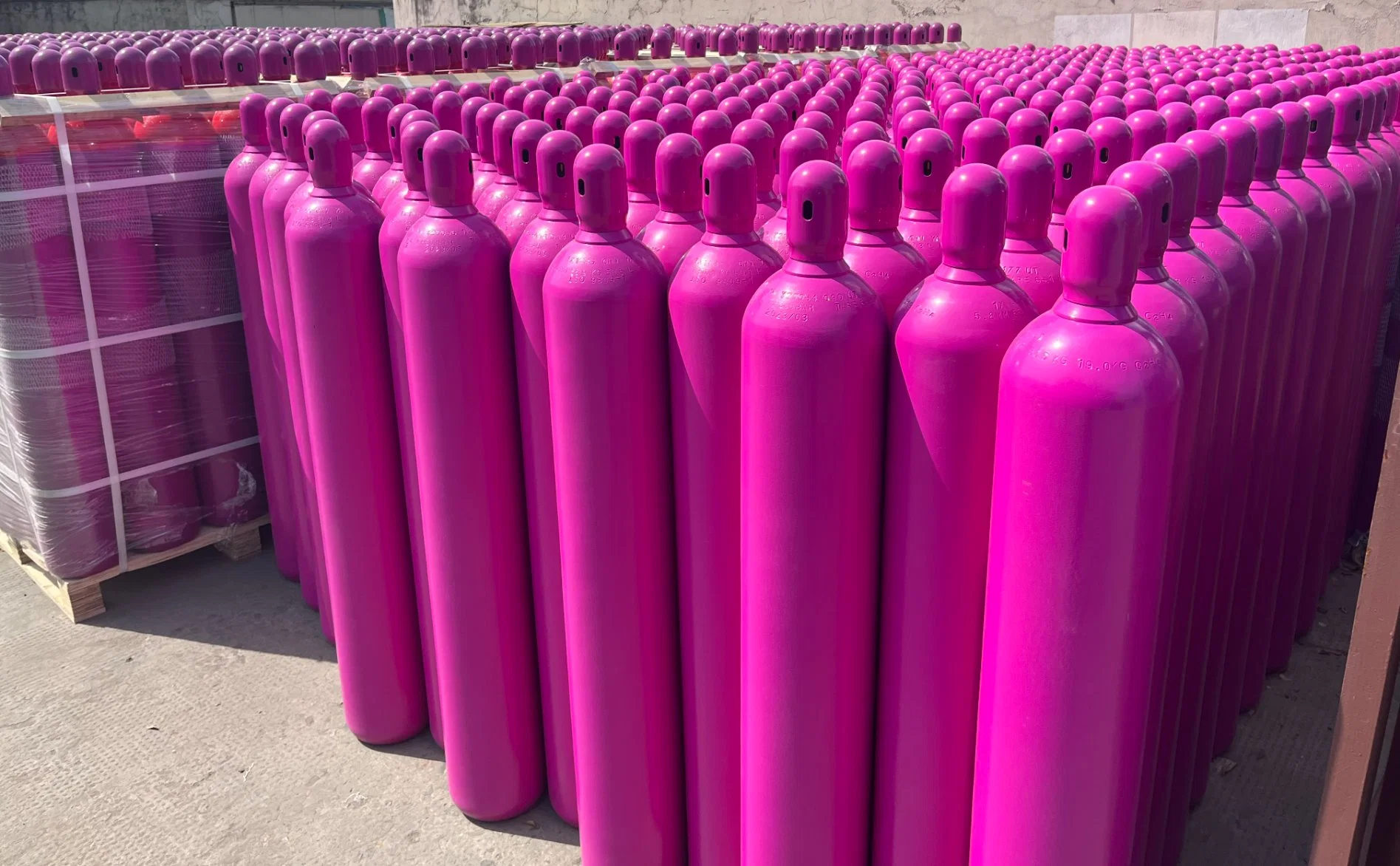 High Quality C2h4 Gas Ethylene Electronic Gas 99.95%