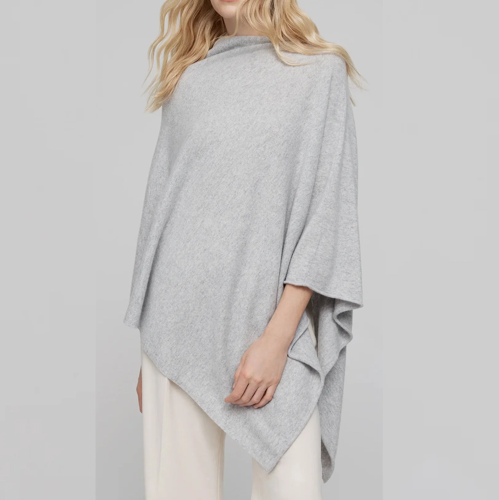 2023 Pure Cashmere Knitted Fashionable Ladies Poncho Apparel Accessories