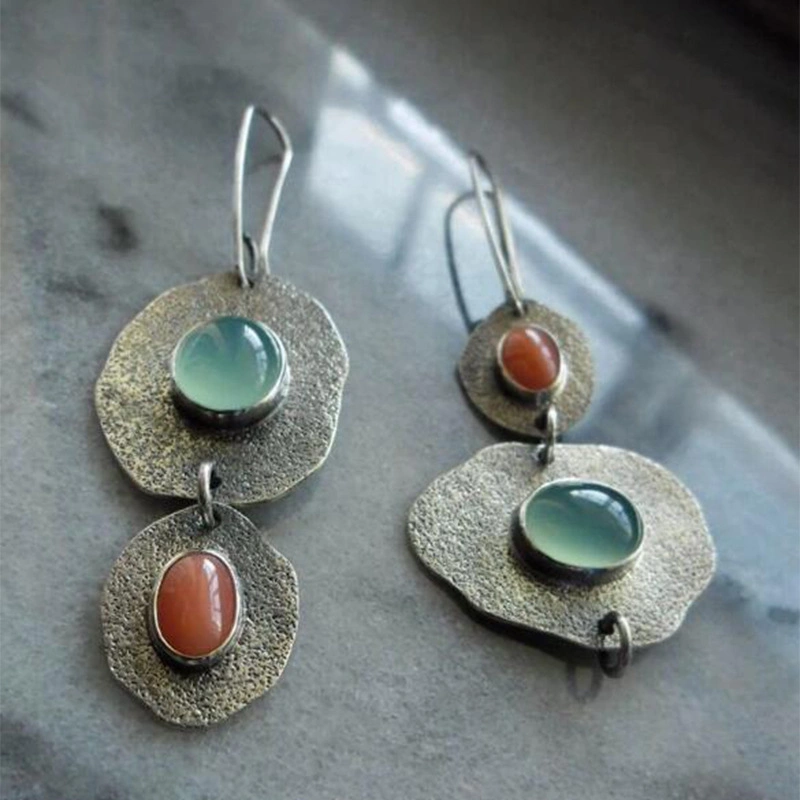 Boucles d'oreilles en pierre naturelle ovale ronde en alliage plaqué, faites à la main avec des pierres gemmes de turquoise.