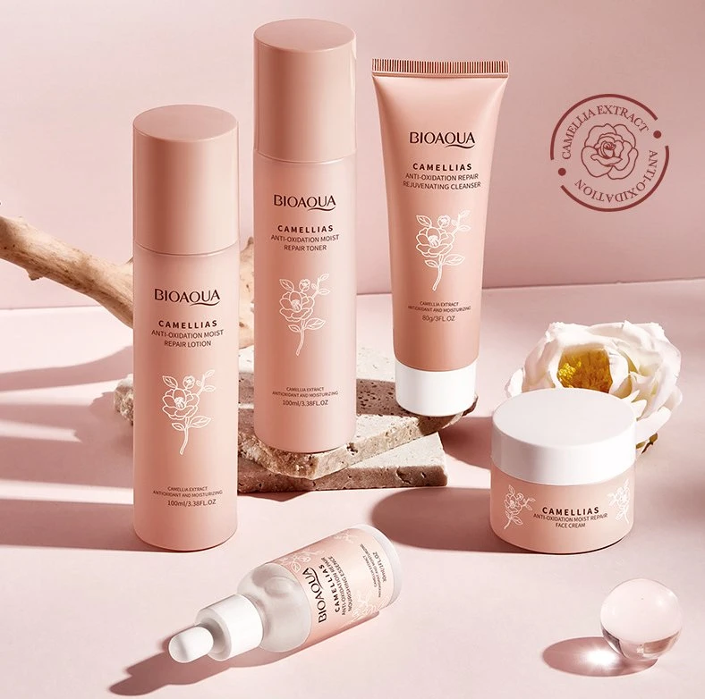 Los cosméticos orgánicos mejor cuidado de la piel facial de reposición del producto Set de reparación de la humedad antioxidante Camelia Five-Piece Skin Care Set