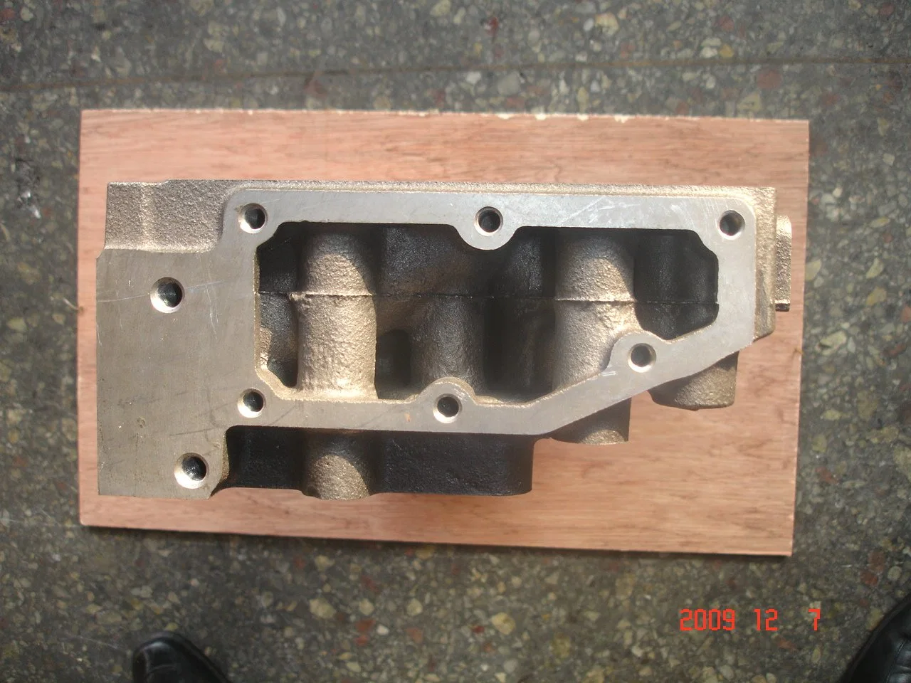 Sustitución de parte de hierro fundido al desnudo la culata para Perkins motor de la serie 4.236 / 4.238