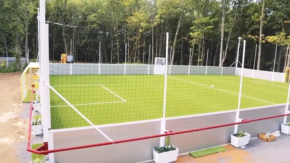 Fútbol en el exterior de la calle de la jaula la jaula de fútbol Campo de Fútbol Soccer de la jaula de Panna