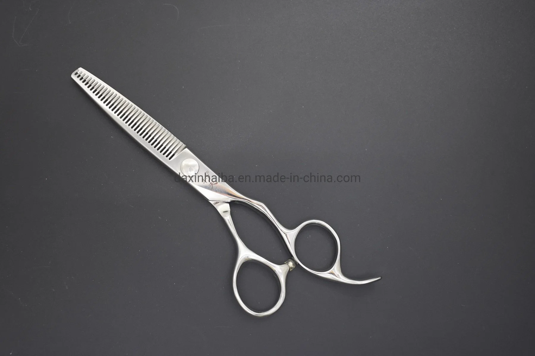 Hitachi Japan 440c Professional Hair Cutting Scissors