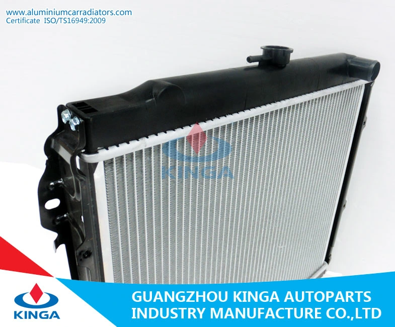 Aluminum Plastic Auto Radiator for Toyota Ln65/Rn8#/Rn13#&prime; 88-99