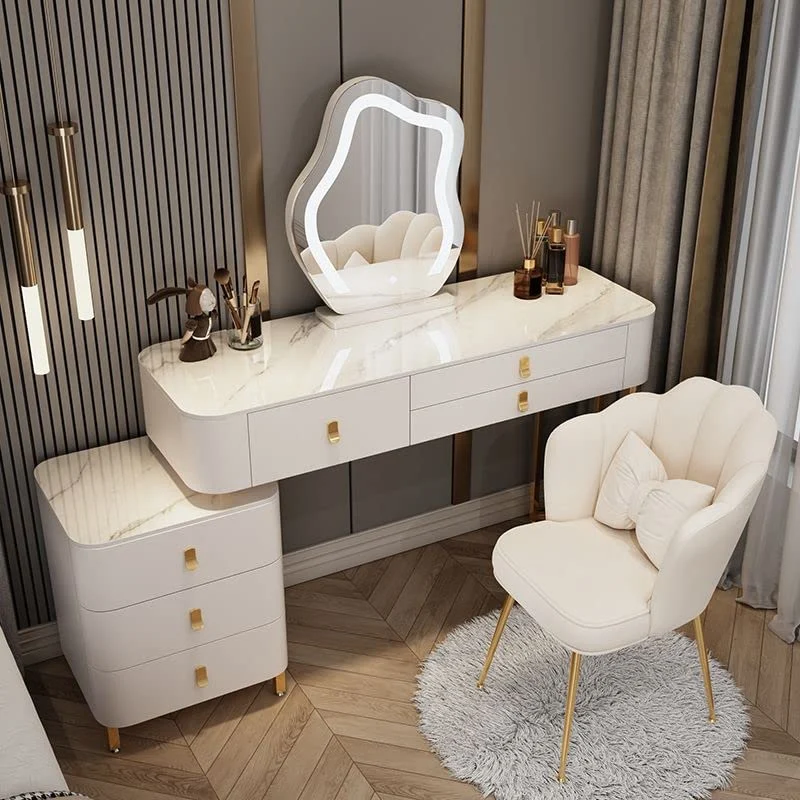 Nordic Modern Home/Bedroom Makeup Vanity Set Expandable Dressing Table with Cabinet Mirror and Stool Included with LED Light

Ensemble de coiffeuse moderne nordique pour la maison/chambre à coucher comprenant une table de maquillage extensible avec miroir de rangement et tabouret inclus, avec éclairage LED.