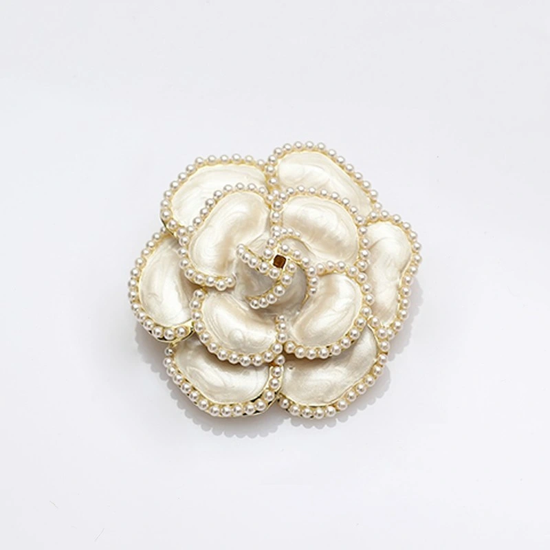 Hot Sale Now High-Class Sense of Camellia Flower New Lovely Gardenia Brooch