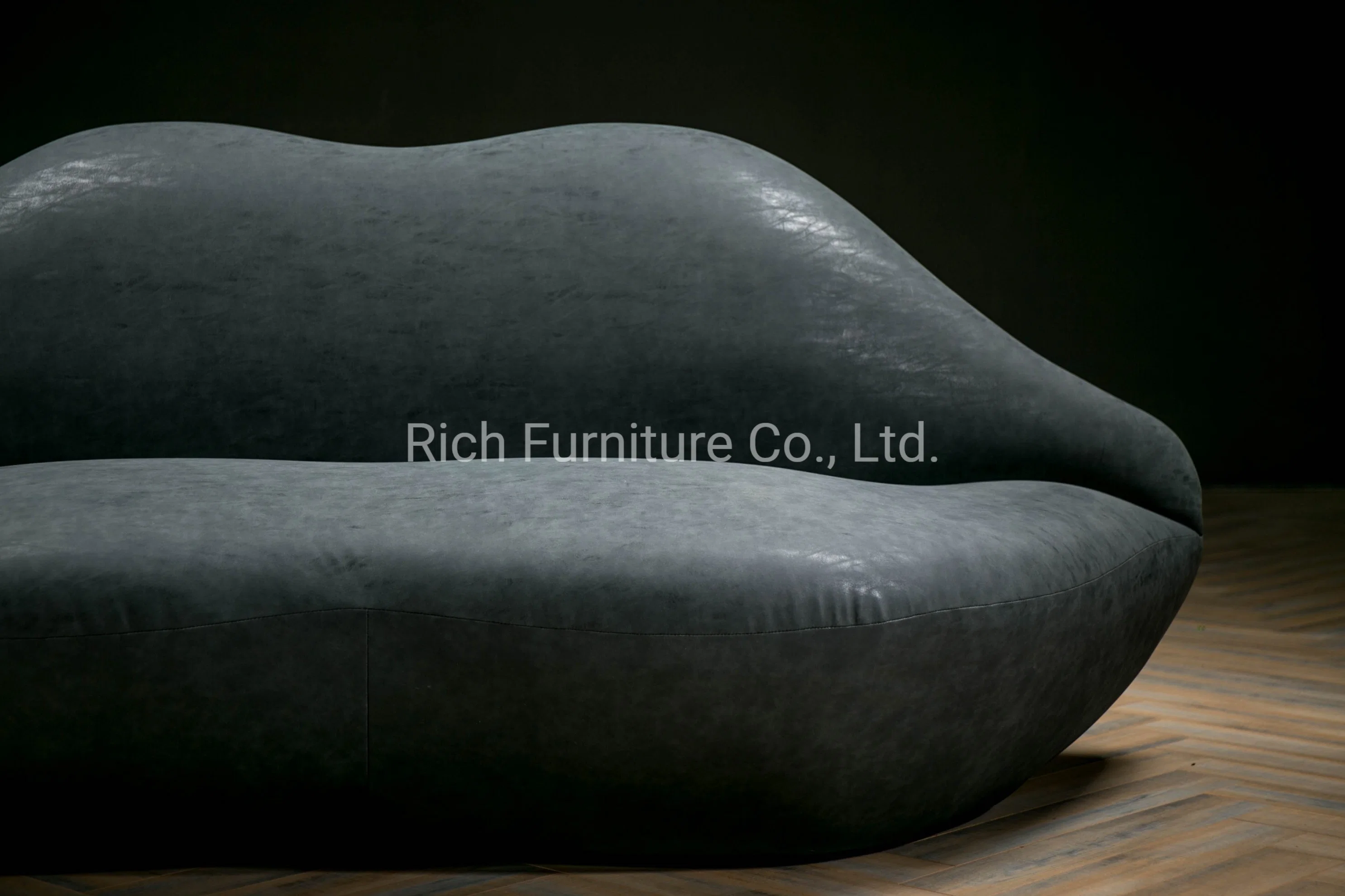 Leisure Black Vintage Leather PU Sex Sofa Modern Furniture for Living Room Bedroom Usage