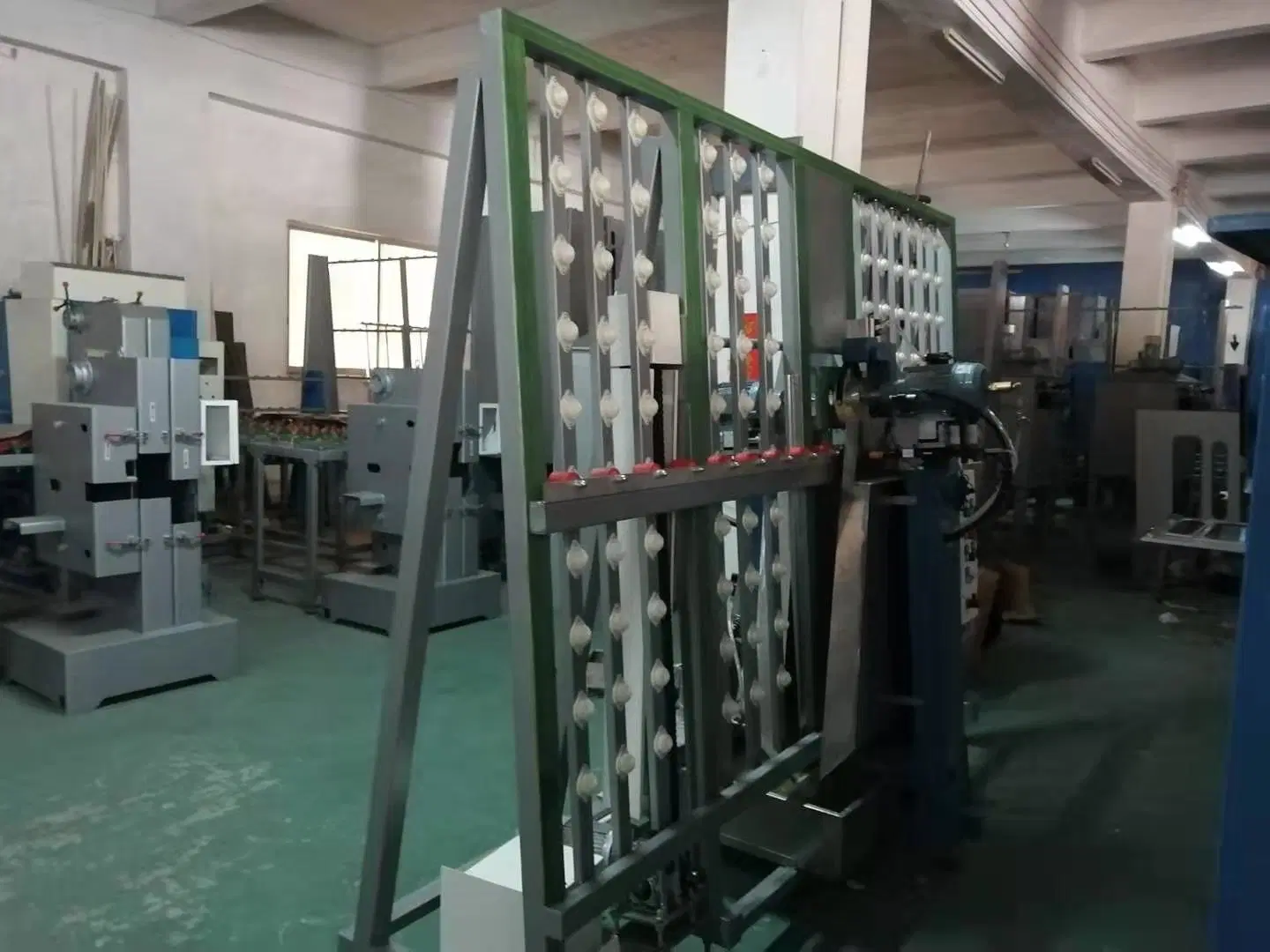 High Efficiency Small Automatic Vertical Glass Drilling Machine Wd900