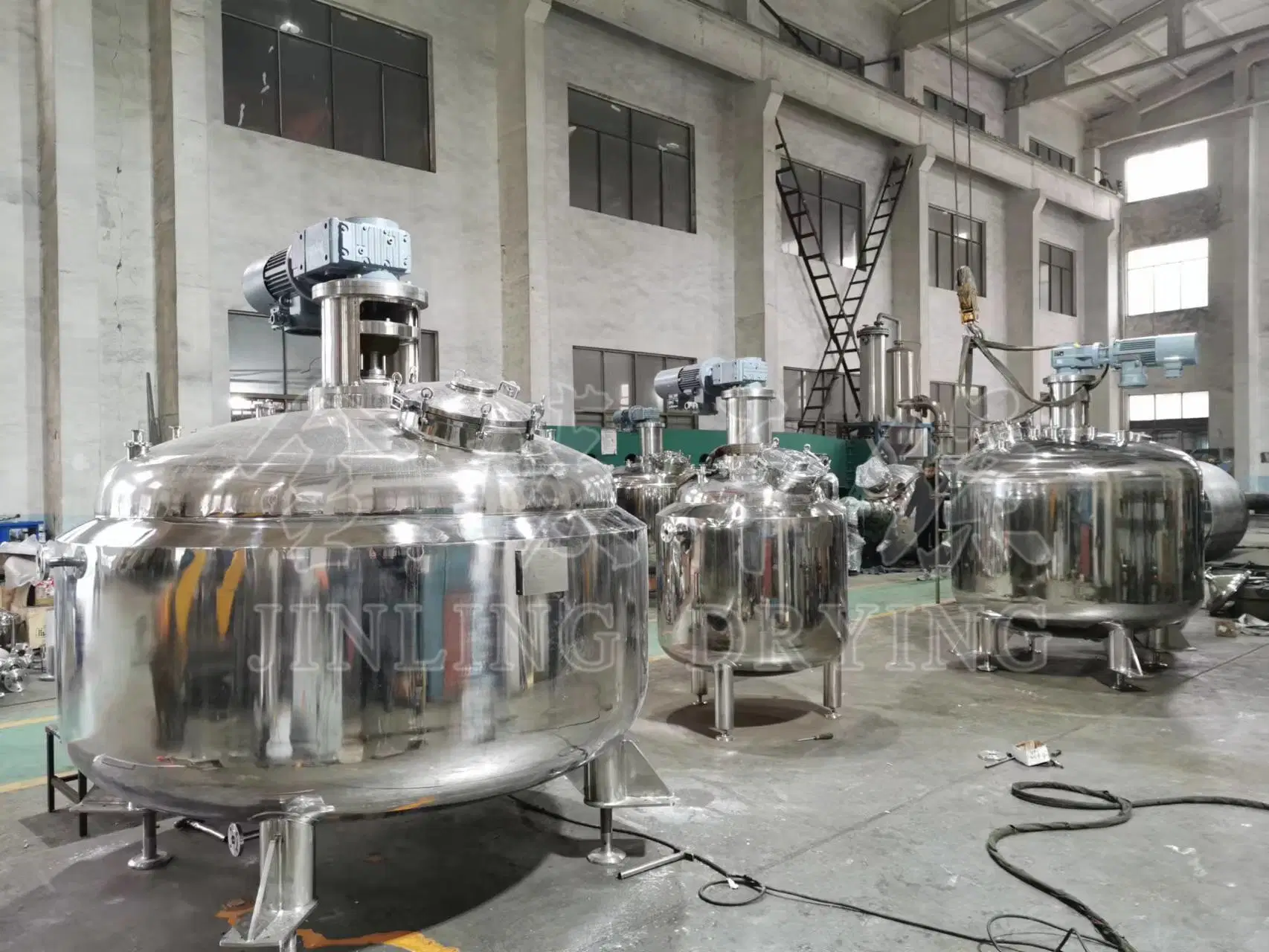 Vacuum Reactor for Chemical and Food