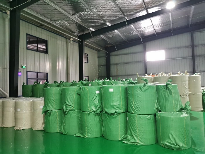 SMS Fabric Manufacturer Disposable Gowns Raw Material Nonwoven SMS Fabric Three Layer SMS Material