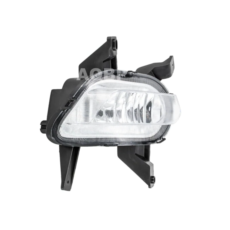 Auto Spare Part Car Light System Front Fog Lamp for Roewe I5 OEM L 10168893 R 10168894