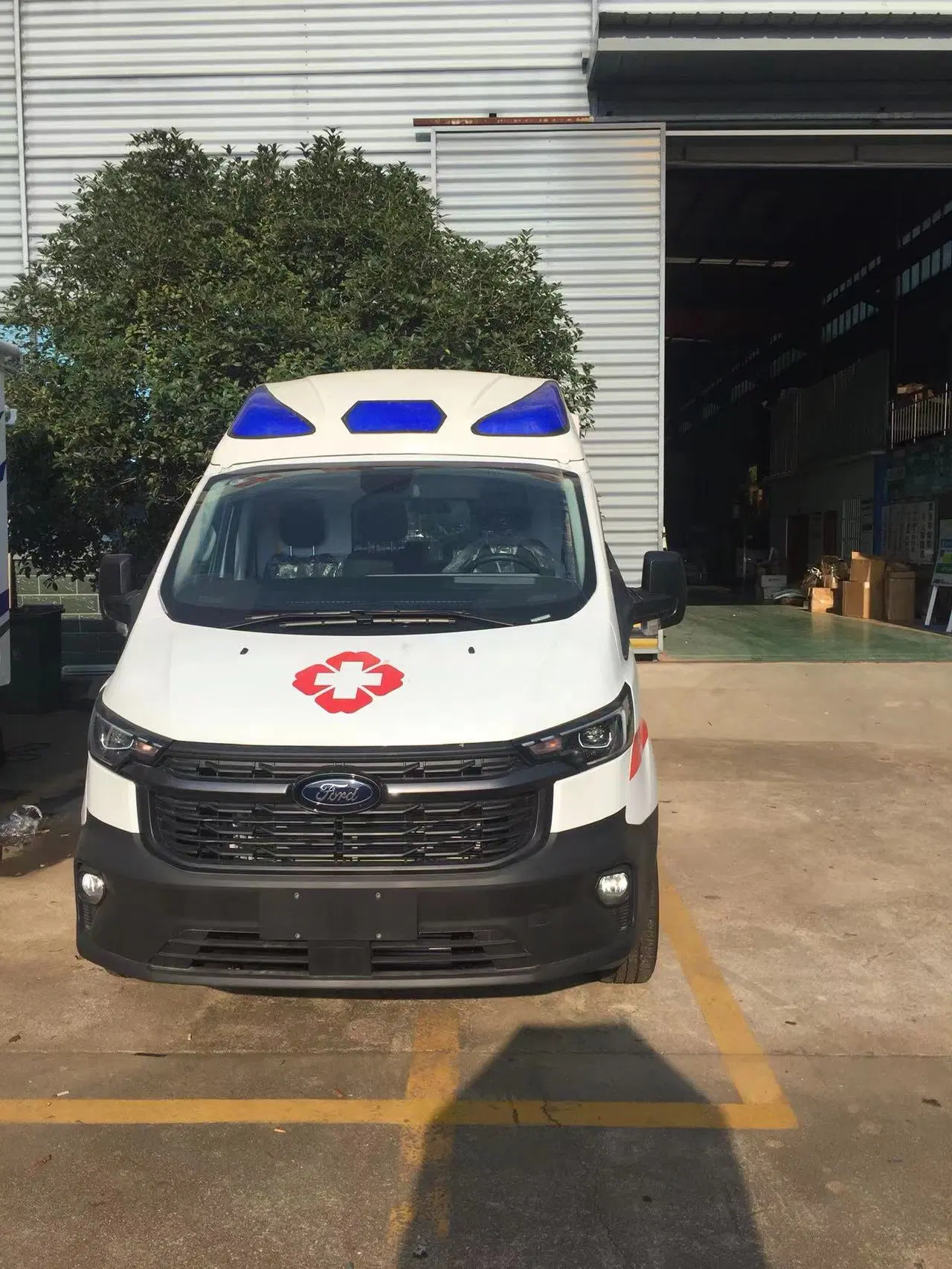 ICU Hospital Patient Transport Medical Rescue Ambulance