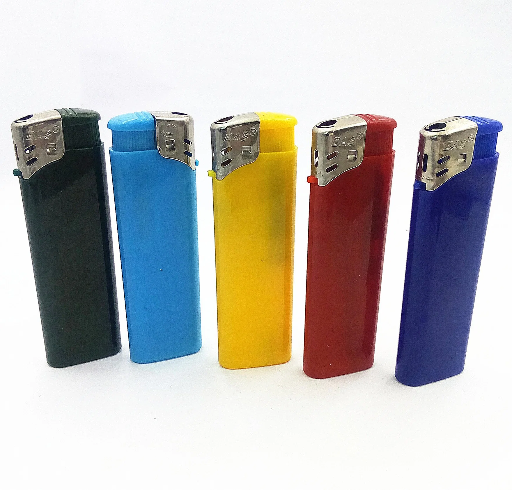 Le Hunan Dongyi Hot Sale de haute qualité en matière plastique standard EUR Cigarette Briquet électrique