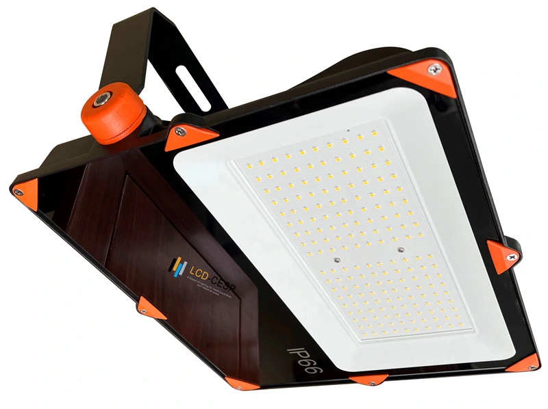 Nouveau projecteur à LED de plein air de 200W ÉTAPE PAR LES RACCORDS 30000lm de lumière des projecteurs étanche IP66 RGBW 4en1 du stade de l'éclairage des feux de travail