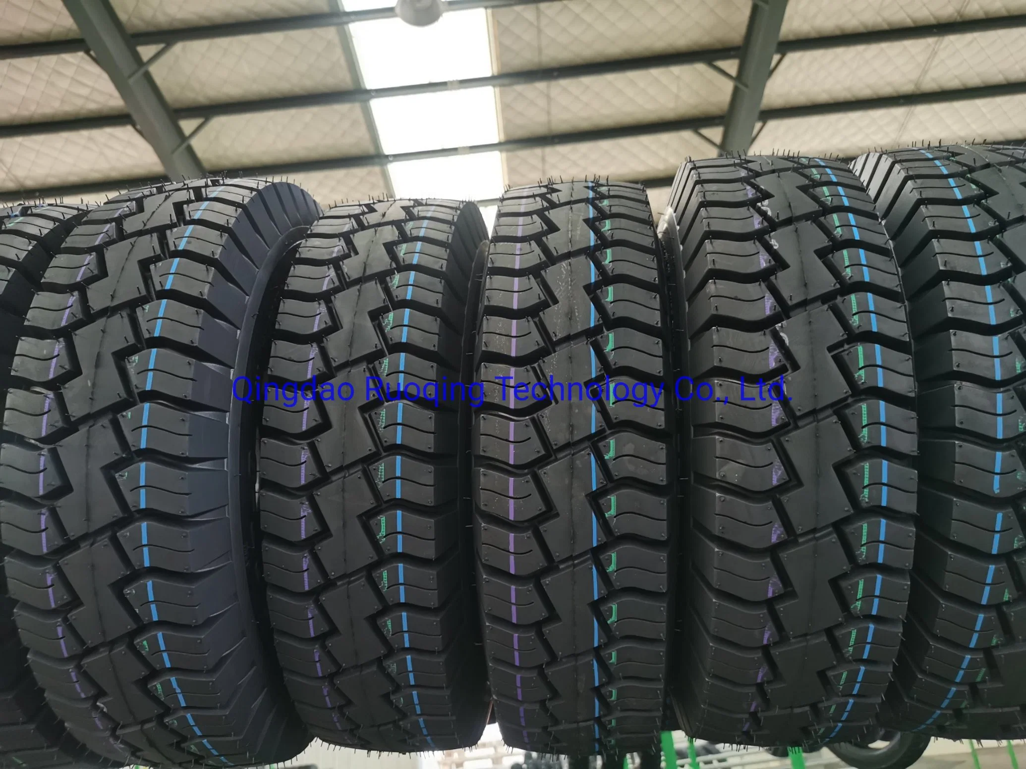 130/90-18 Tl Factory Mr-129 Tubeless 40%-55% Rubber Black Motorcycle Customizable Tyre/Tire