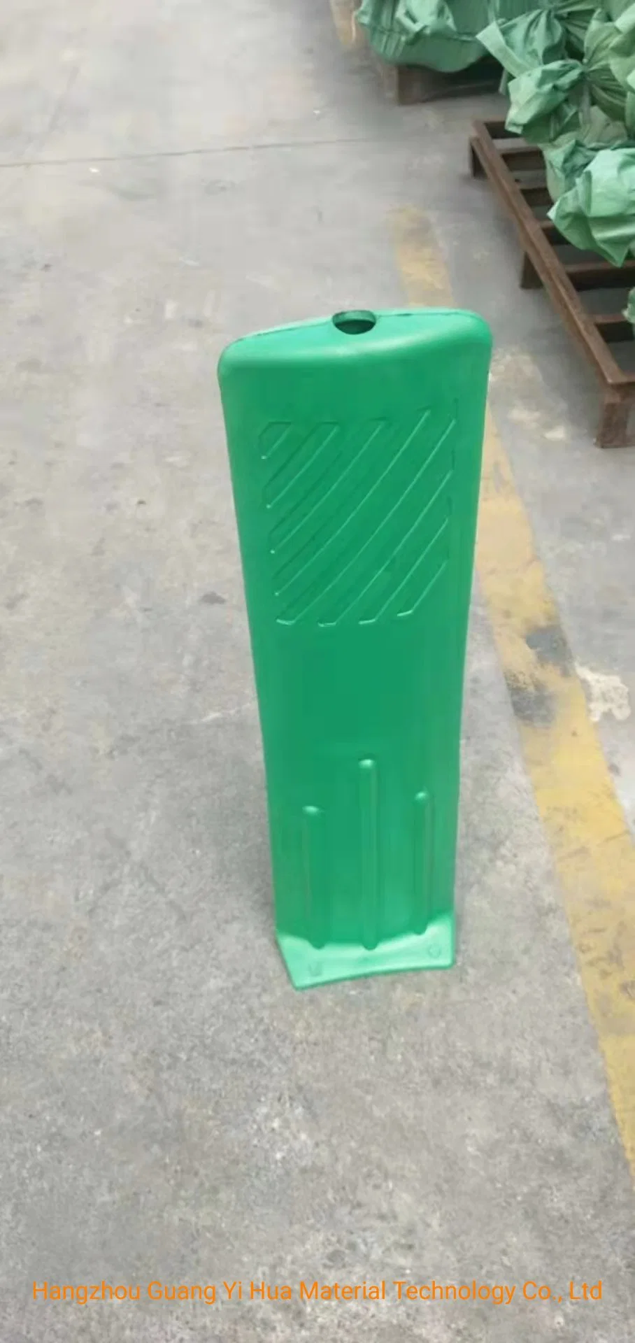 High quality/High cost performance  Green Lightweight PE Plastic Highway Anti-Glare Board Traffic Caution Safety FRP Fiberglass Anti-Dazzle Boards