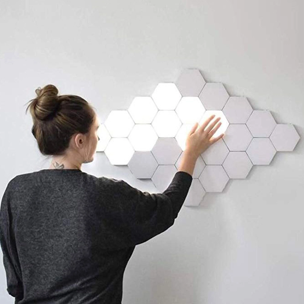 Wholesale/Supplier LED Magnetic Modular Quantum Hexagonal Touch Sensitive RGB Wall Light