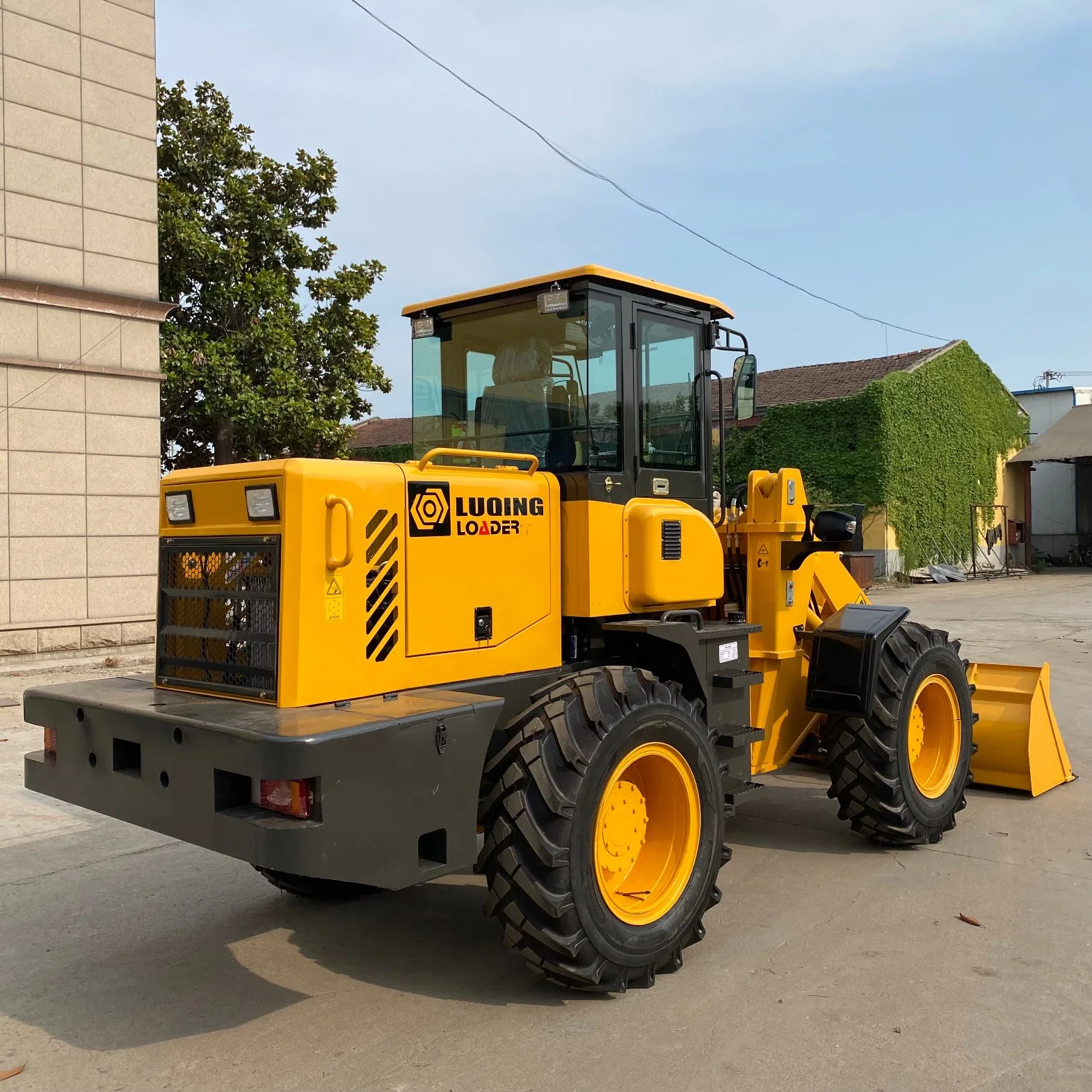 CE Middle Medium Rated Load 2.0 Ton 920 Front Bucket Shovel Wheel Loader with Ripper&Grapple Rake&Fork Grapple&High Dump Bucket&Mixer&Yto Engine