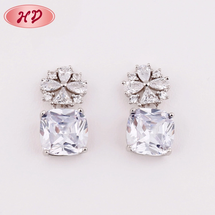 2020 Latest Design Heart Shape Gold Plated Stud Earrings