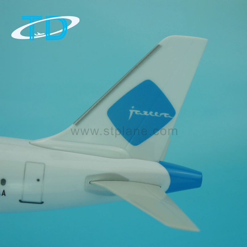 Jazeera 37.6cm 1/100 A320 Airplane Model Souvenir Desktop