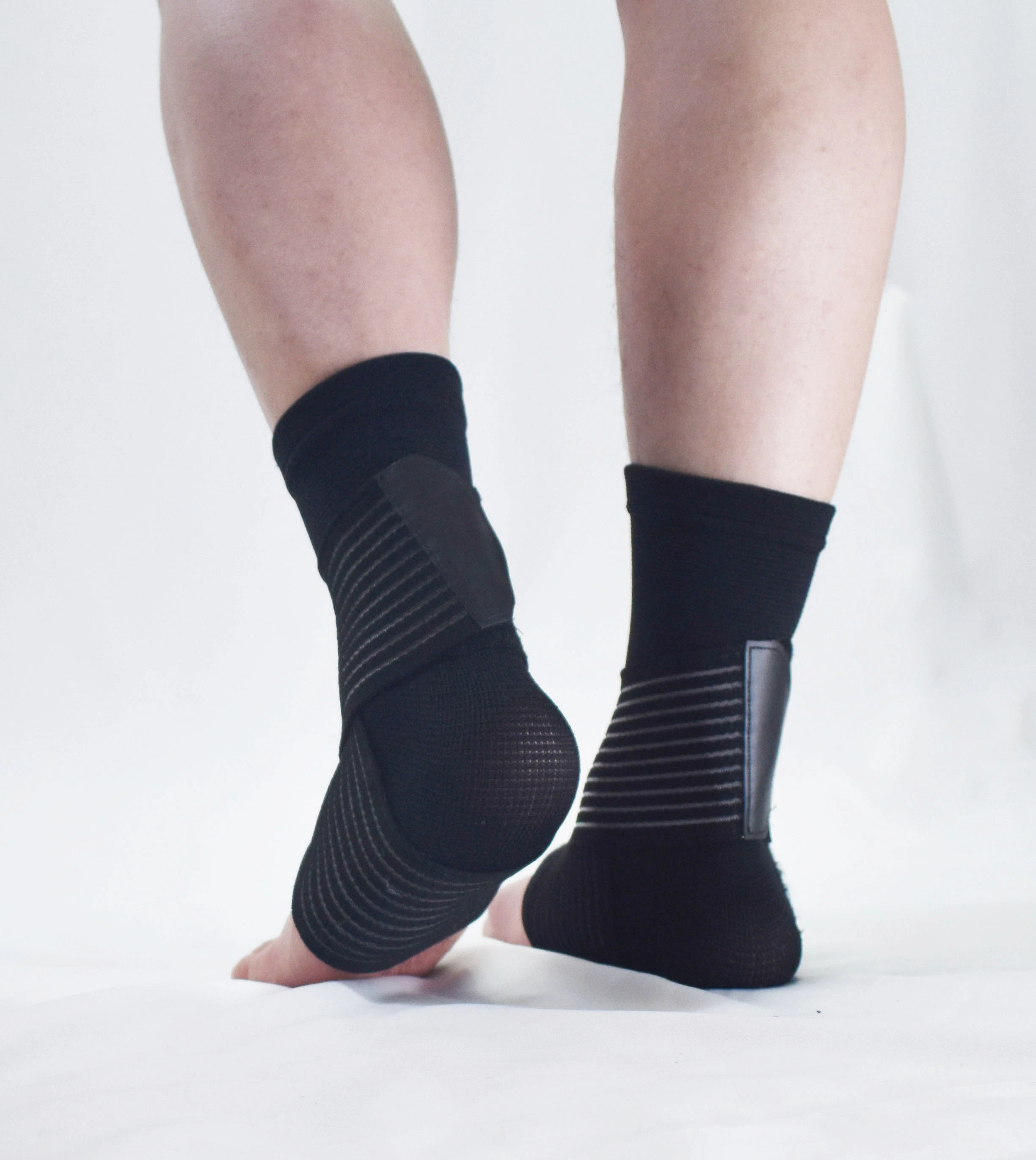 Compression Sports Outdoor Ankle Support with Strap