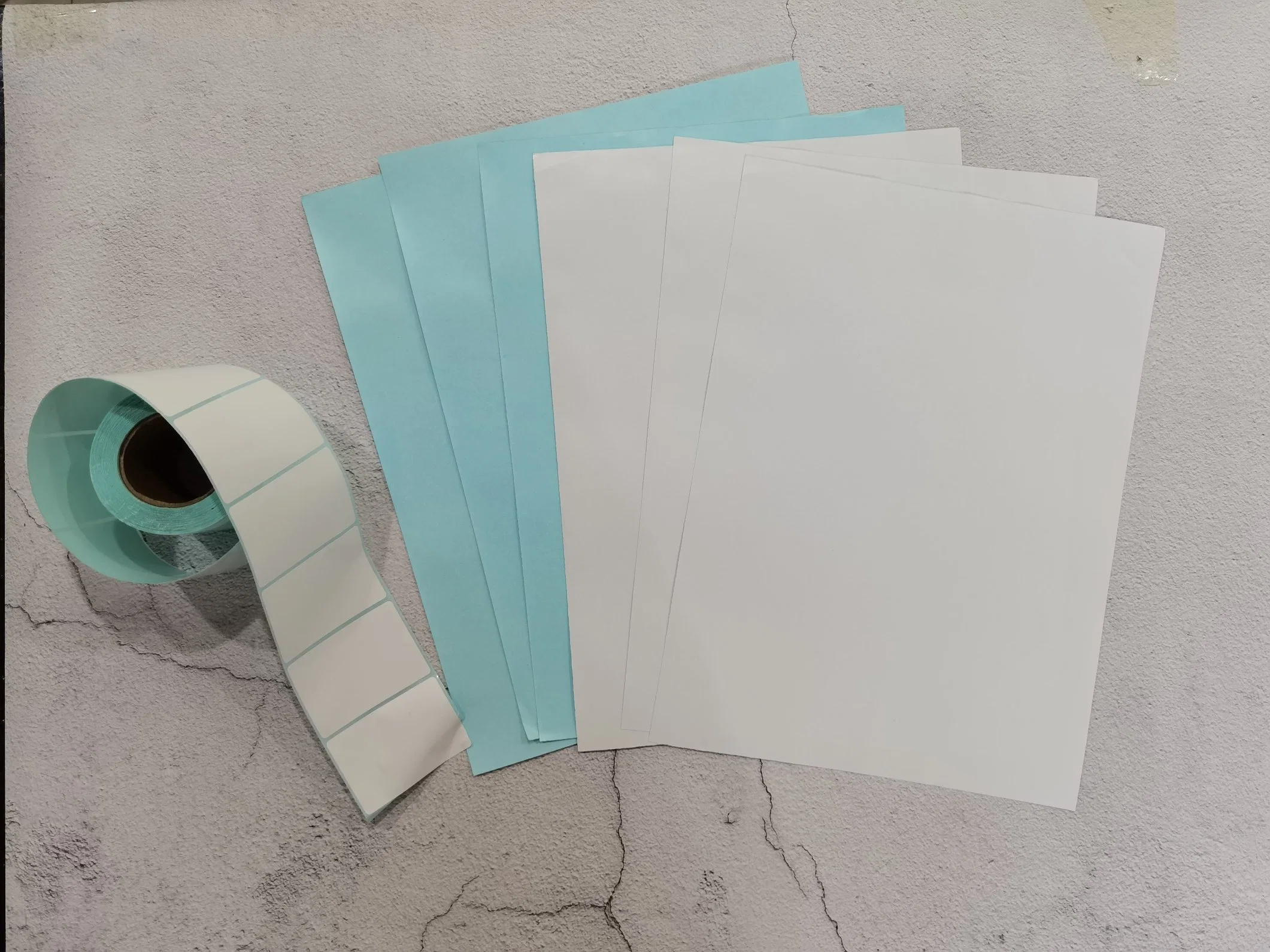 Papel térmico ECO papel autoadhesivo de pegamento extraíble para etiquetas y Pegatina