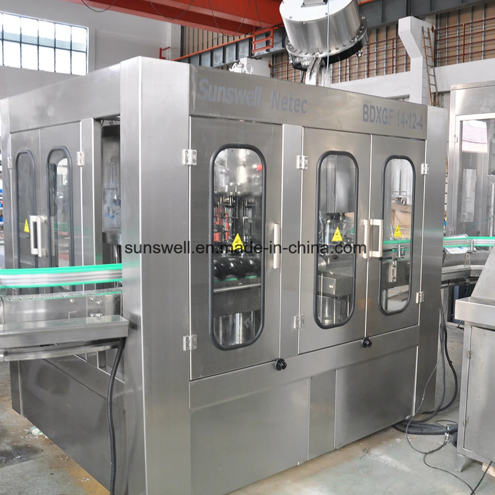 Carbonated Soda/Sparlikng Water Beverage Filling Packaging Machine