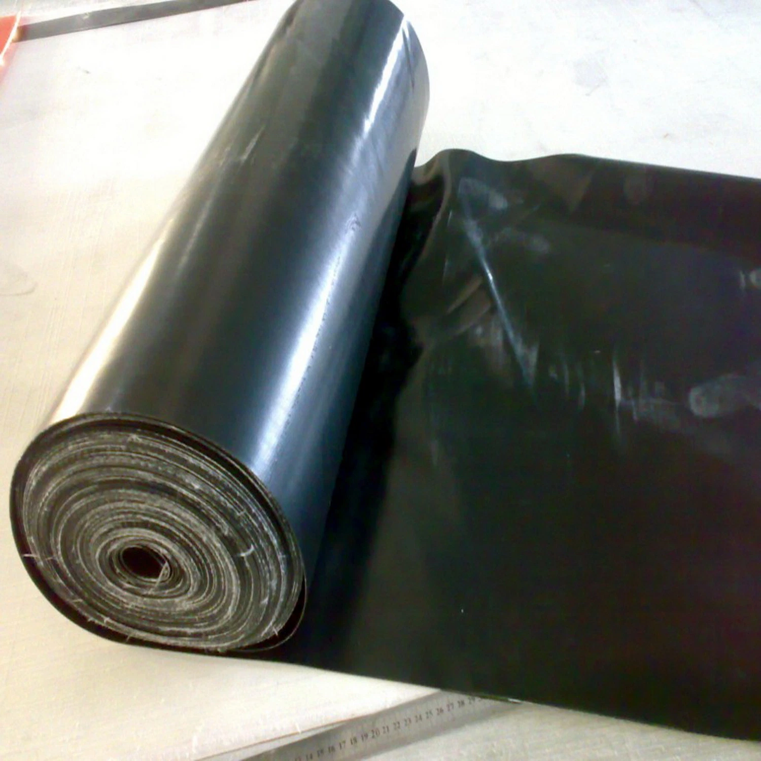 ISO 9001: 2000 FKM Rubber Sheet/ FKM Rubber Gasketing in Qingdao