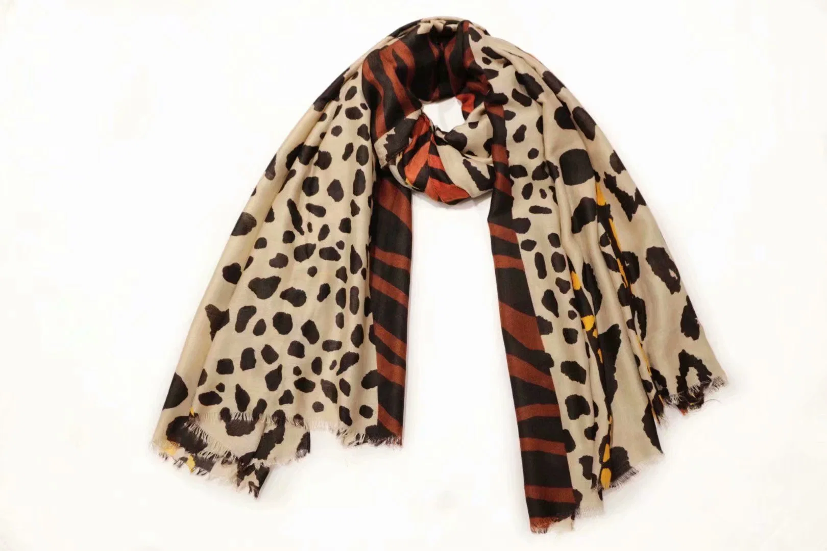Mesdames nouvelle mode Leopard Patchwork châle Modèle Animal Hijab Automne Hiver Zebra bandeau de silencieux d'impression Foulard Foulard Sjaal Wrap
