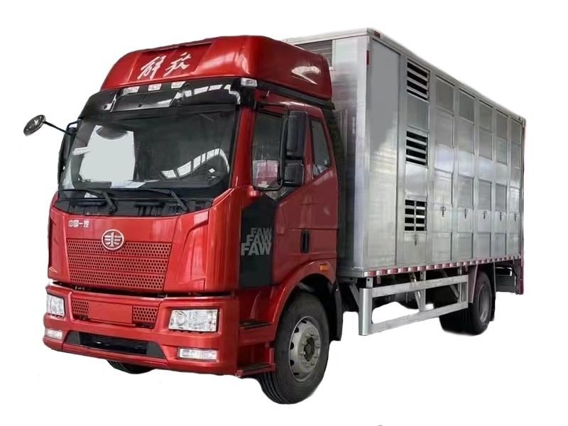 Animal Carrier Livestock Haulage Pig Cow Goat Sheep Cattle Hog Transport Truck