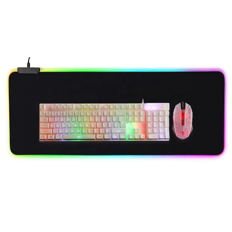 2020 New Arrival RGB Computer Mousepad LED USB Charging Large Mouse Pad for Desk Mat Wireless Mouse Pad